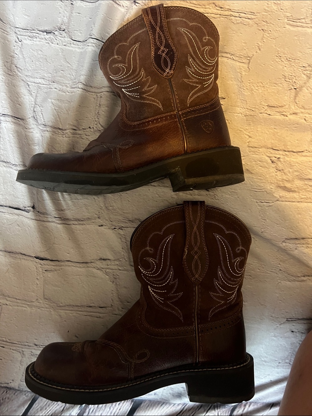 Ariat Cowboy Size 8 Brown Leather Western Cowboy Boots | Square Toe | EUC - Picture 4 of 7